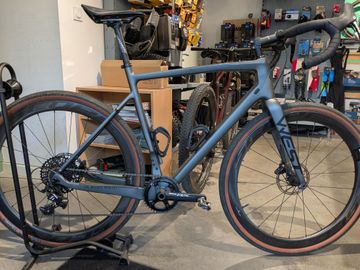 Megamo WEST 10 2023 2023 Road & Gravel de segunda mano, Gris claro — imagen 4 de 4