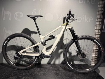 Brugt Cannondale Habit Carbon LT 1 2024 2024 Mountainbike — billede 1 af 10