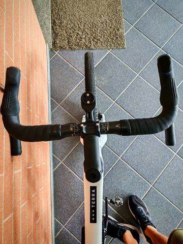 Używany Orbea TERRA M20iTEAM 2024 2024 Road & Gravel — zdjęcie 8 z 19