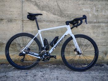 Used Orbea TERRA M20iTEAM 2024 2024 Road & Gravel, White — image 15 of 19