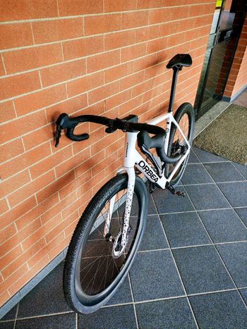 Used Orbea TERRA M20iTEAM 2024 2024 Road & Gravel, White — image 13 of 19