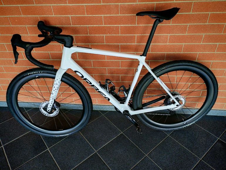Used Orbea TERRA M20iTEAM 2024 2024 Road & Gravel, White — image 11 of 19