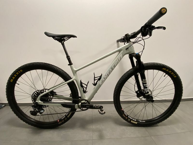 Used Santa Cruz Highball SRAM NX Eagle 2019 Mountainbike, Light Gray — image 1 of 11