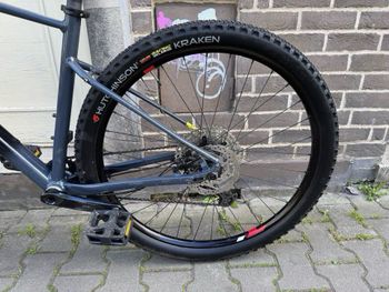 Used Cannondale Trail SL 2 2023 2023 Mountainbike, Black, 29 — image 4 of 10