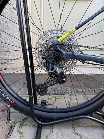Used Cannondale Trail SL 2 2023 2023 Mountainbike, Black, 29 — image 3 of 10