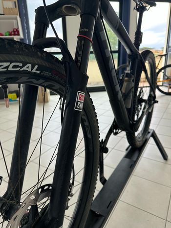 Used Trek Custom Shimano Deore XT 2019 Mountainbike, Black — image 4 of 6