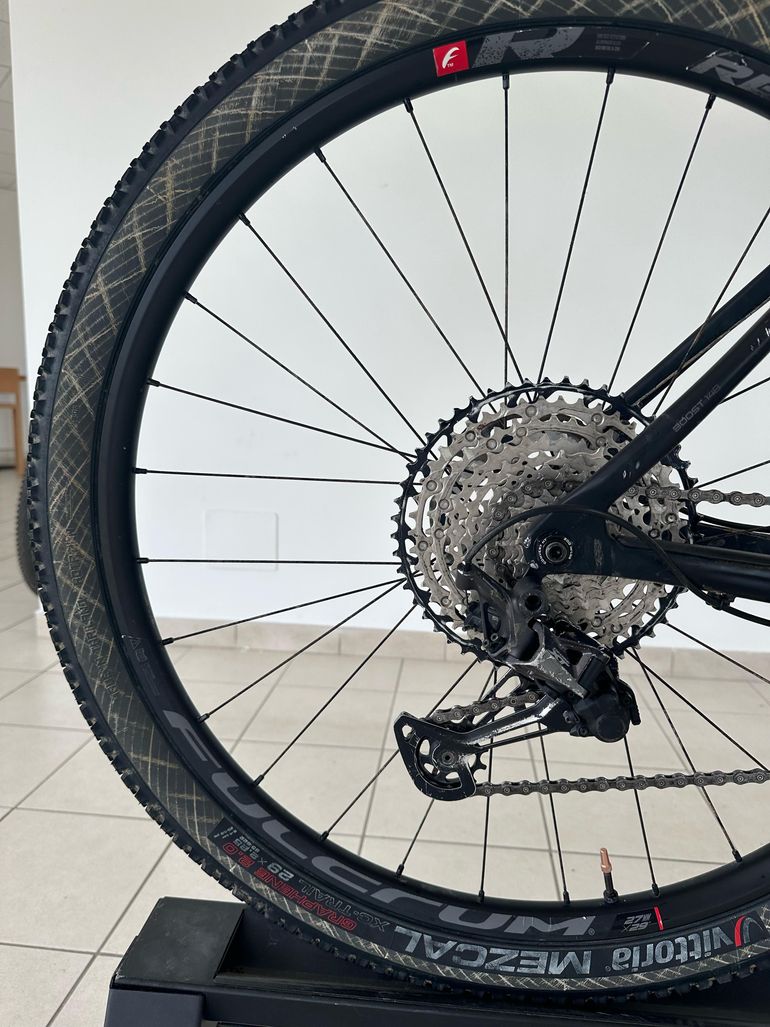 Used Trek Custom Shimano Deore XT 2019 Mountainbike, Black — image 5 of 6