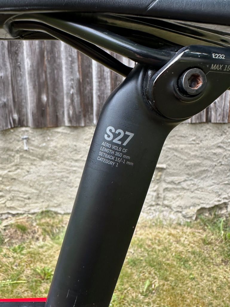 Used Canyon Aeroad CF SLX 8.0 DI2 2018 Road & Gravel, Red — image 10 of 16