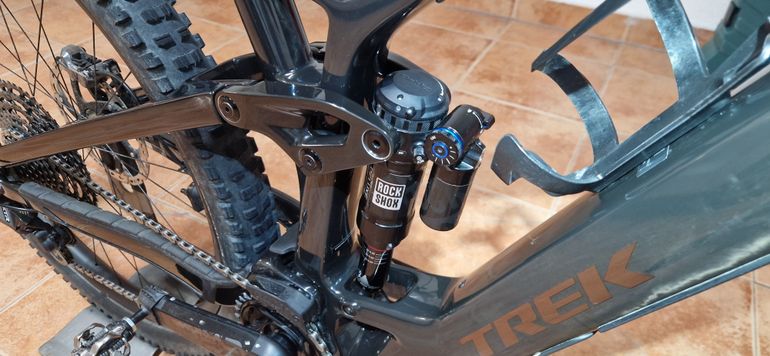 Brugt Trek Fuel EXe 9.9 XTR 2024 2024 Mountainbike — billede 4 af 12