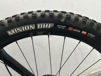 Used Orbea ALMA H20 2022 2022 Mountainbike, Black, 29 — image 6 of 9