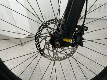 Used Orbea ALMA H20 2022 2022 Mountainbike, Black, 29 — image 8 of 9