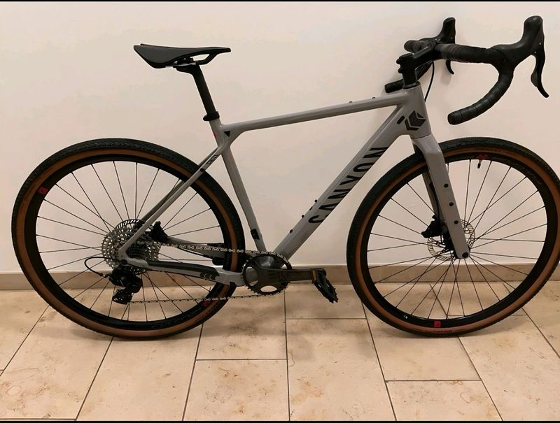 Brugt Canyon Grizl 8 1by EKAR Campagnolo 2023 Road & Gravel
