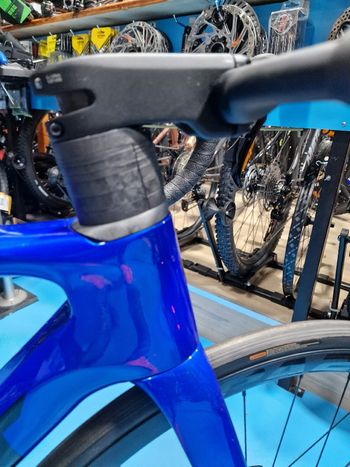 Gebrauchtes Giant Propel Advanced 2 2023 2023 Road & Gravel, Blau — Bild 5 von 8
