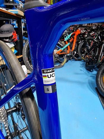 Gebrauchtes Giant Propel Advanced 2 2023 2023 Road & Gravel, Blau — Bild 4 von 8