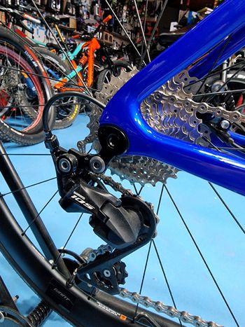 Gebrauchtes Giant Propel Advanced 2 2023 2023 Road & Gravel, Blau — Bild 7 von 8