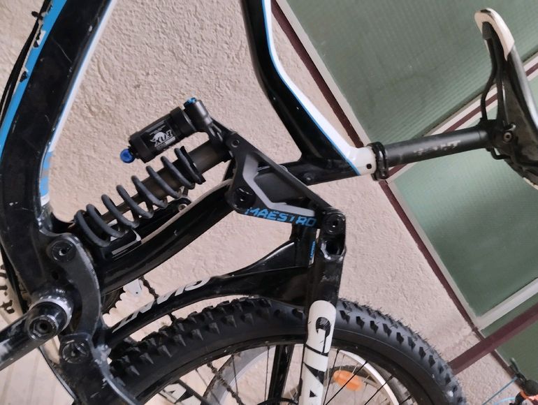 Used Giant Glory SRAM X0 Mountainbike, Black — image 5 of 5