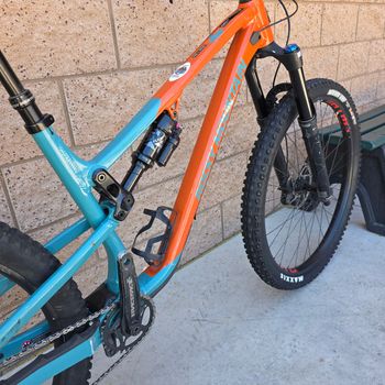 Used Rocky Mountain Instinct Alloy 50 2023 2023 Mountainbike, Orange, 27.5, 29 — image 12 of 23