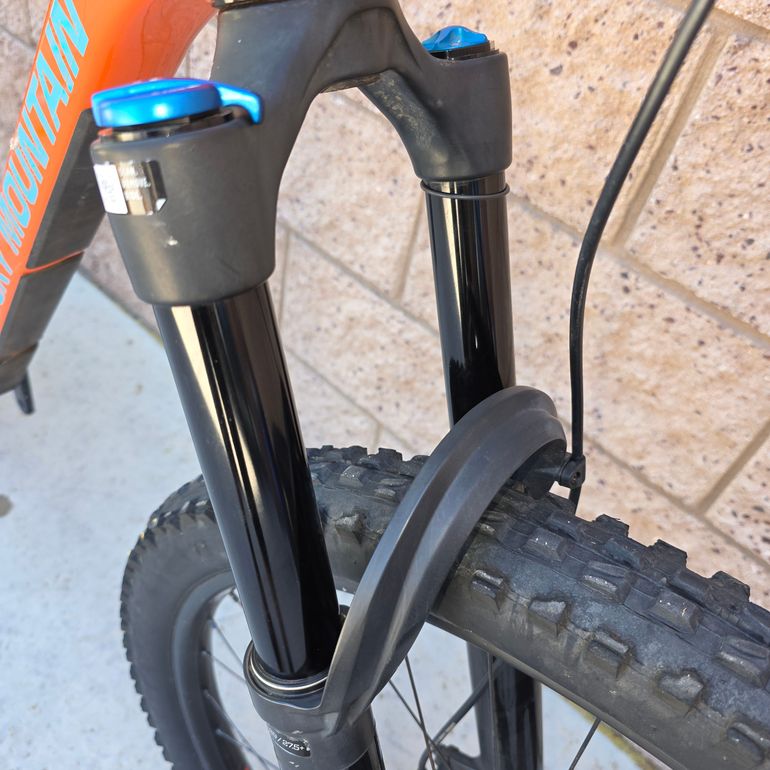 Used Rocky Mountain Instinct Alloy 50 2023 2023 Mountainbike, Orange, 27.5, 29 — image 10 of 23
