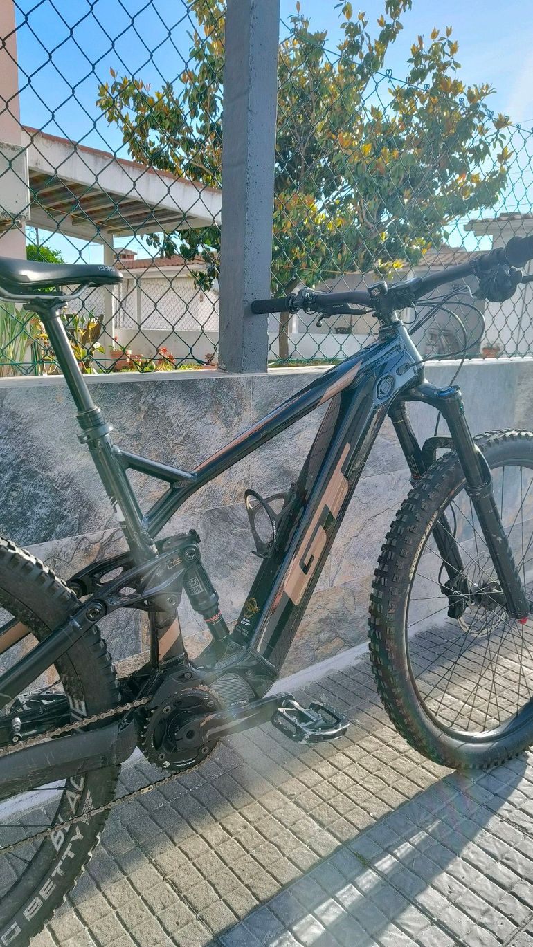 Used GT eForce Amp+ 2022 2022 Mountainbike, Black, 29 — image 11 of 15