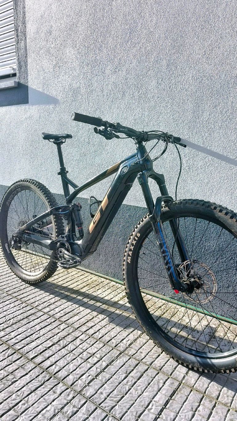 Used GT eForce Amp+ 2022 2022 Mountainbike, Black, 29 — image 4 of 15