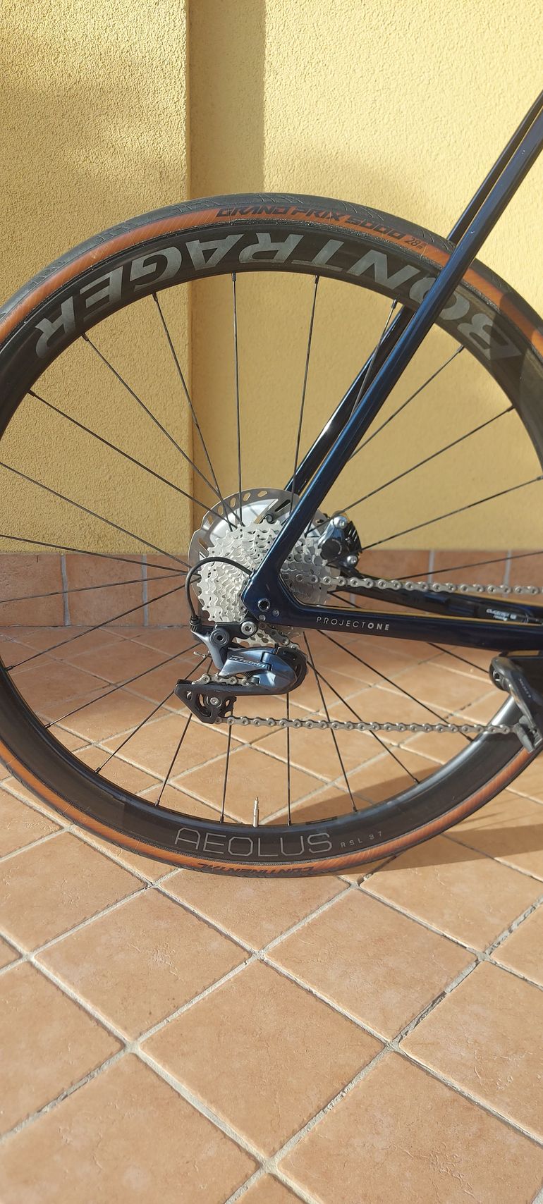 Brugt Trek Émonda SLR 6 2021 2021 Road & Gravel — billede 16 af 18