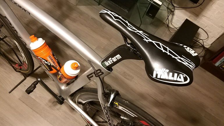 Used Pinarello F8 2018 Road & Gravel, Light Gray — image 4 of 8