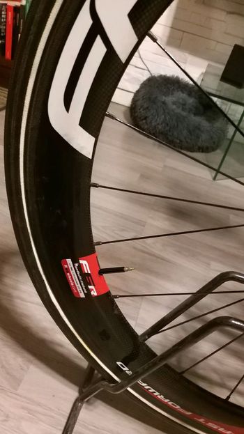 Used Pinarello F8 2018 Road & Gravel, Light Gray — image 6 of 8