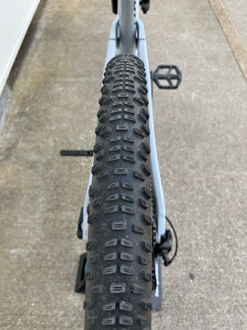 Used Scott Genius 920 2022 2022 Mountainbike, Light Gray, 29 — image 16 of 17