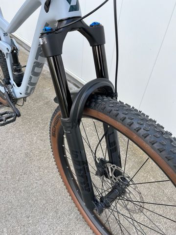Used Scott Genius 920 2022 2022 Mountainbike, Light Gray, 29 — image 4 of 17