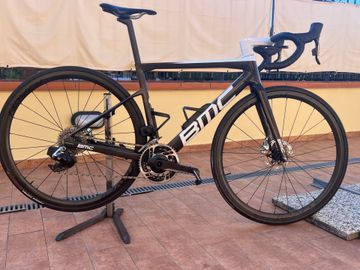BMC Teammachine SLR01 ONE 2023 2023 Road & Gravel usato, Nero — immagine 1 di 9
