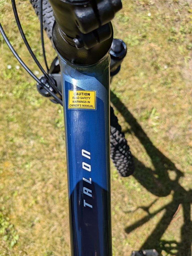 Used Giant Talon 2022 Mountainbike, Blau — image 1 of 8