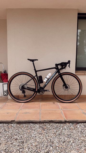 Used Massi Across 2024 Road & Gravel, Black — image 1 of 3