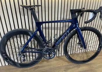 Used Giant Propel Advanced Pro 1 Disc 2020 Road & Gravel, Blue — image 1 of 4