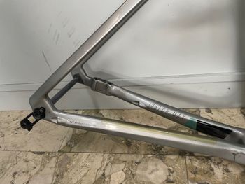 Käytetty Focus IZALCO MAX 9 FRAMESET 2022 2022 Road & Gravel — kuva 4 / 6