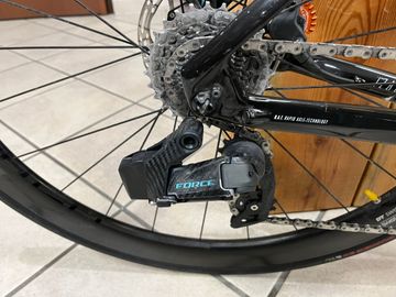 Brugt Focus IZALCO MAX DISC 9.7 2021 2021 Road & Gravel — billede 4 af 9