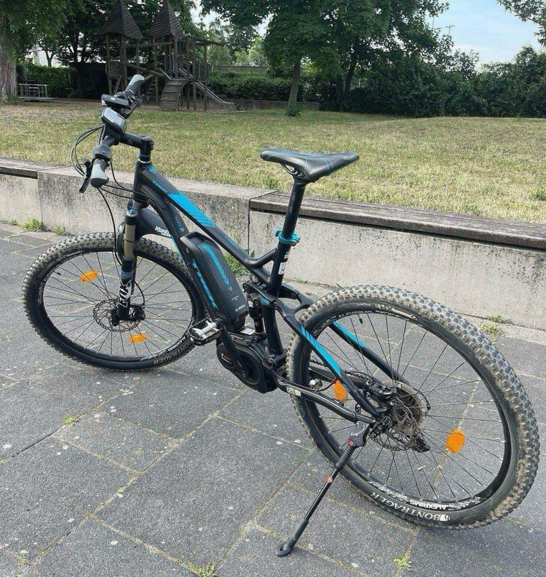 Brugt Trek Powerfly 7FS Plus 2018 2018 Mountainbike — billede 1 af 13