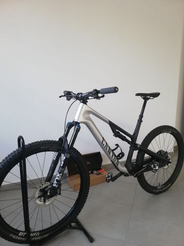 Used Canyon Neuron CF 9 2024 2024 Mountainbike, Light Gray, 27.5, 29 — image 2 of 14