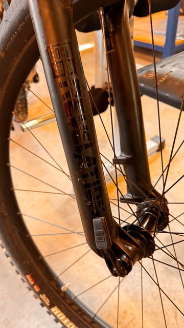 Used Scott Genius 950 2021 2021 Mountainbike, Light Gray, 29 — image 5 of 20
