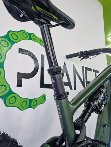 Tweedehands Specialized Turbo Levo 4 Expert 2025 Mountainbike — afbeelding 4 van 7