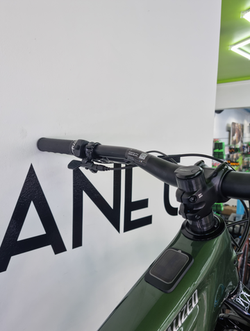 Tweedehands Specialized Turbo Levo 4 Expert 2025 Mountainbike — afbeelding 2 van 7