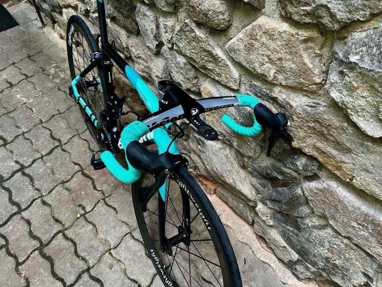 Brugt Bianchi Oltre Shimano Ultegra Di2 2024 Road & Gravel — billede 4 af 5