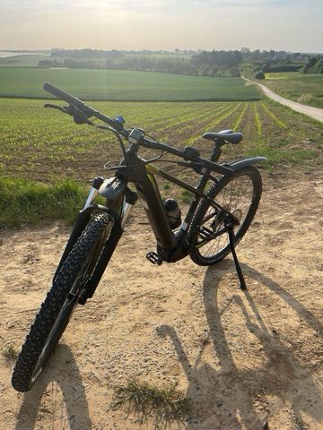 Gebrauchtes Cannondale Trail Neo 3 2022 Mountainbike, Schwarz, 29 — Bild 1 von 8