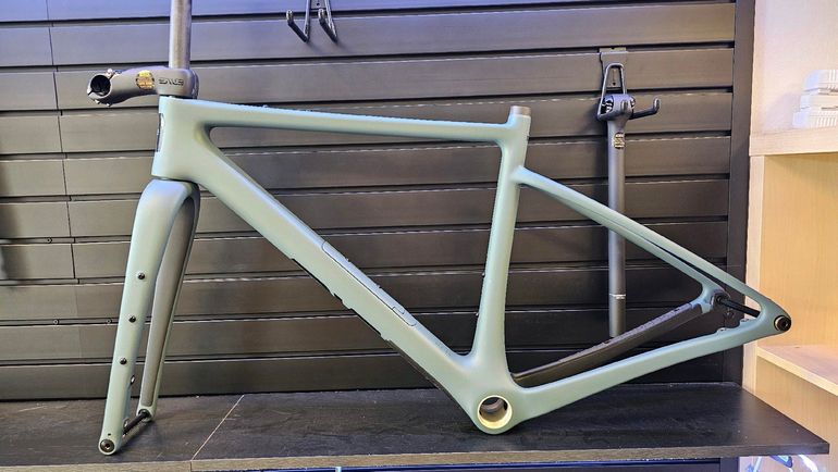 Used Enve MOG 2025 Road & Gravel, Blue — image 2 of 5