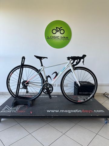 Used CUBE AXIAL WLS 2017 2017 Road & Gravel, White — image 1 of 6