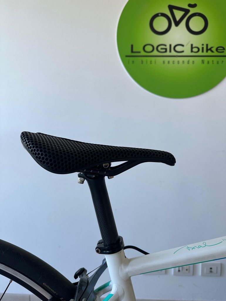 CUBE AXIAL WLS 2017 2017 Road & Gravel usato, Bianco — immagine 2 di 6