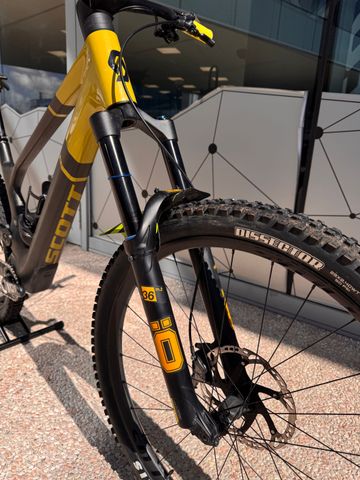 Gebrauchtes Scott Genius ST 900 Tuned 2024 2024 Mountainbike, Schwarz, 29 — Bild 13 von 16