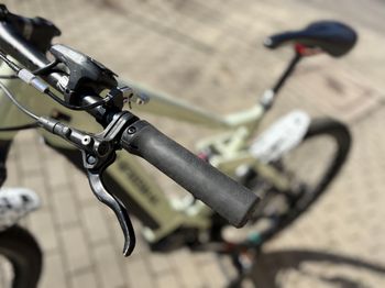 Haibike AllTrail 4 27.5 2022 2022 Mountainbike usato, Bianco — immagine 2 di 3