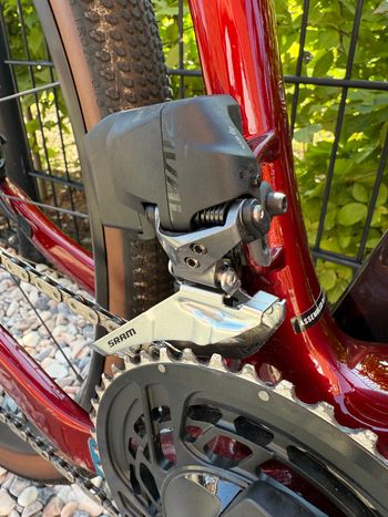 Used Trek Checkpoint SL 6 AXS 2023 2023 Road & Gravel, Red — image 9 of 12