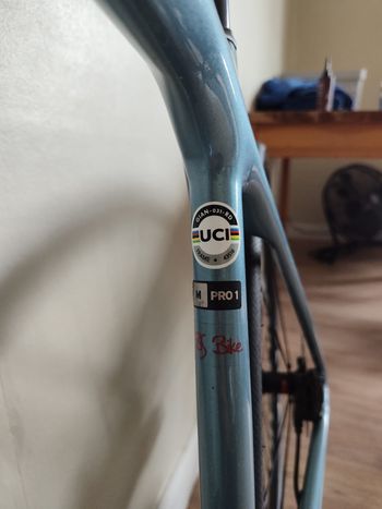Giant TCR Advanced Pro Disc 1 Di2 2023 2023 Road & Gravel d'occasion — image 4 sur 6