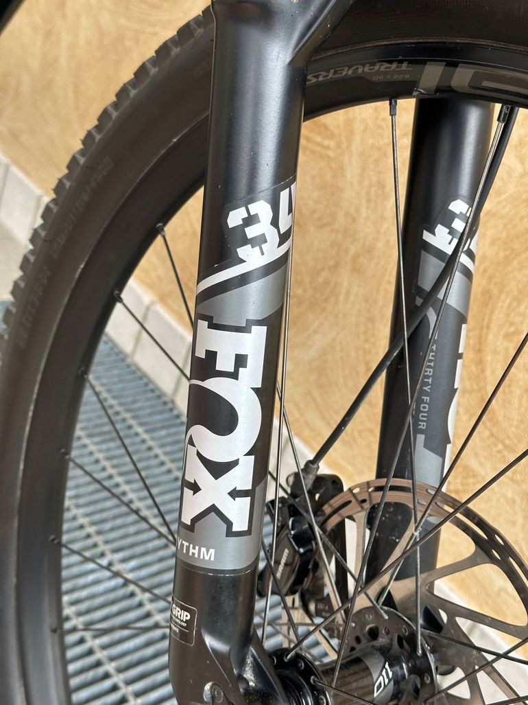Used Specialized Turbo Levo SL Comp Carbon 2021 2021 Mountainbike, Black, 29 — image 8 of 15